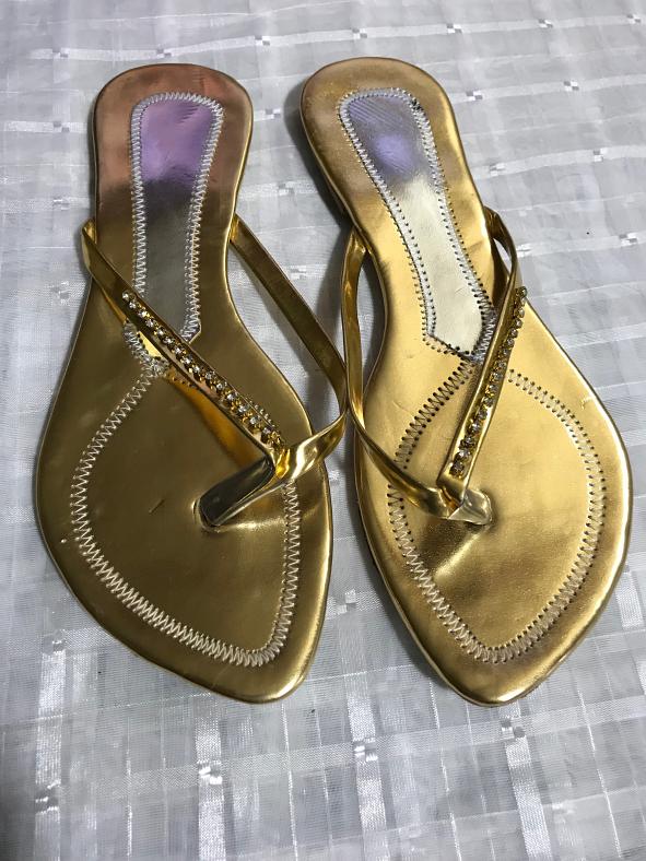 Women Fancy Golden Bridal Sandals 