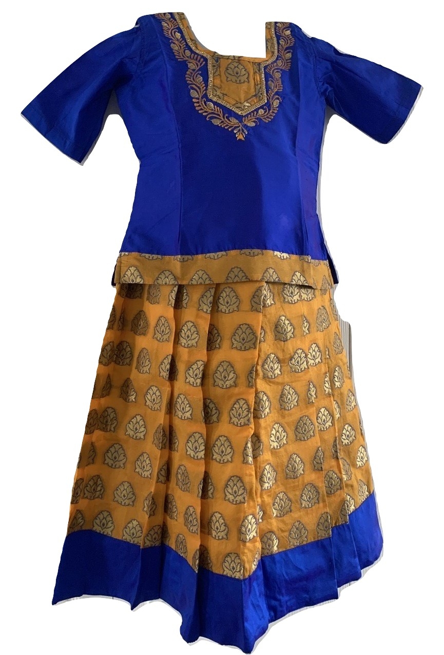 pattu parikini blouse designs