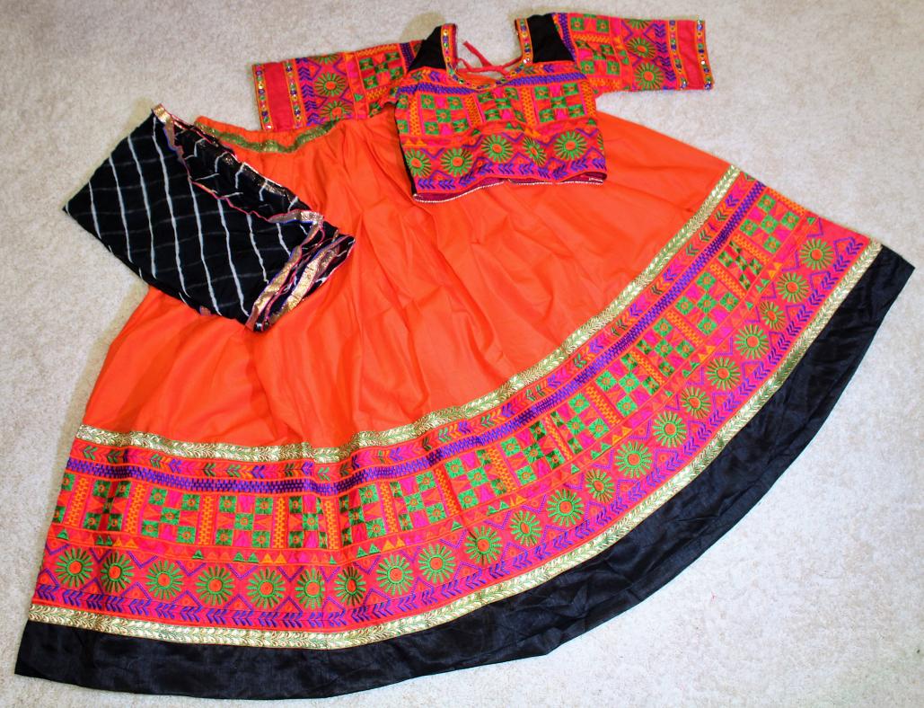 lacha pattern dress