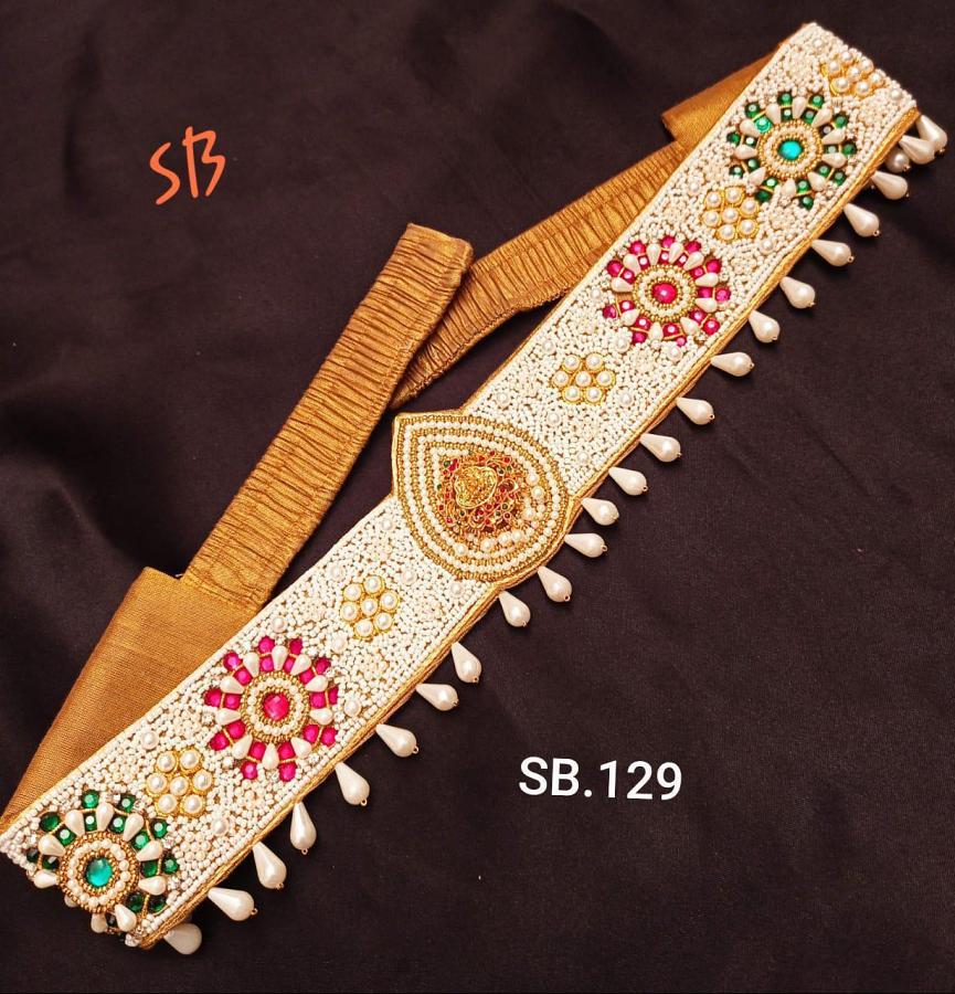 how to style your saree, saree belts, latest saree belt designs 2021